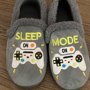 Kids Gray Slippers with “Sleep Mode” Game Controller Design